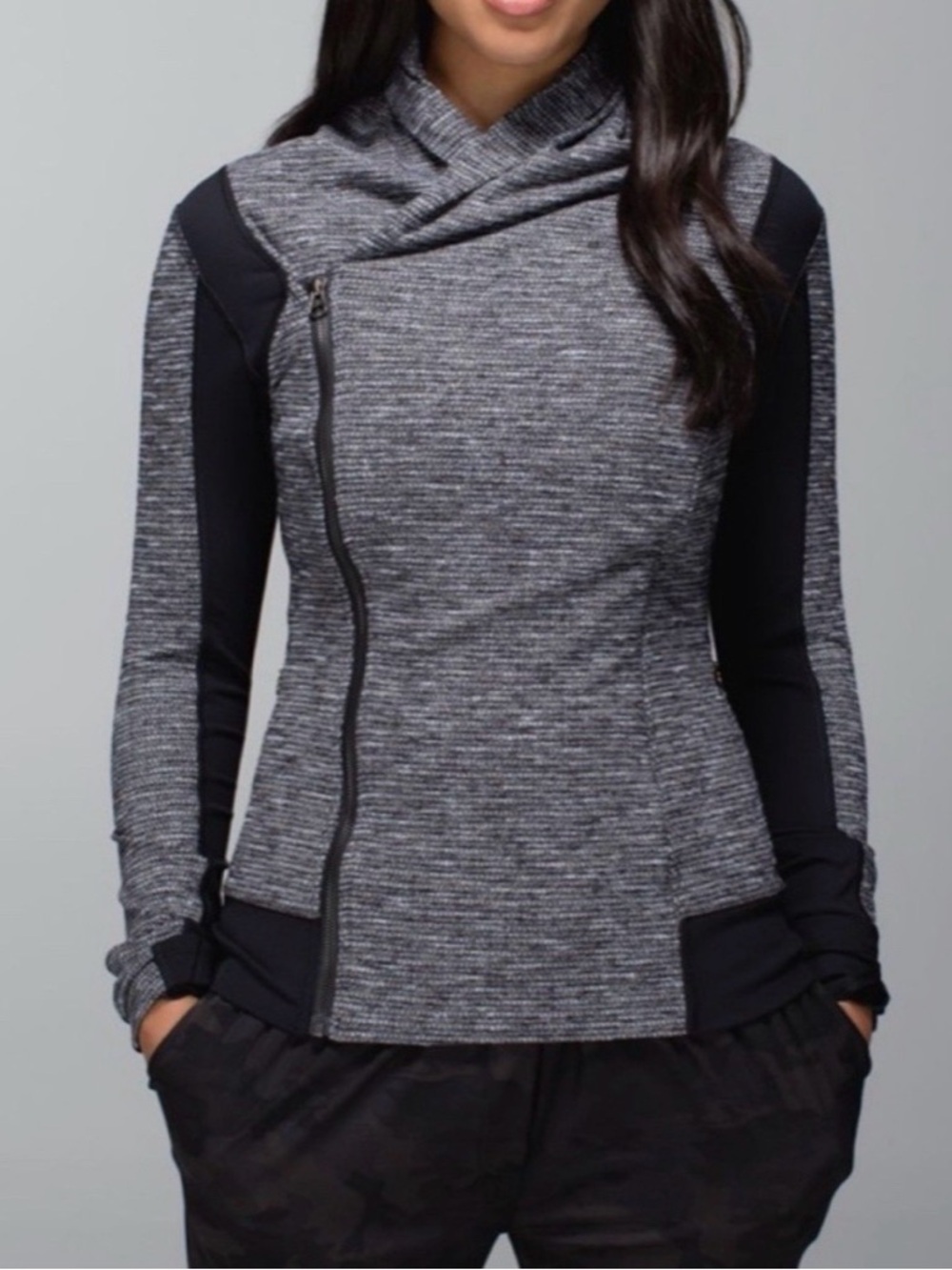 LULULEMON Bhakti Coco Pique Black Size 6 Double Zip Wrap Yoga Fitted Thumbholes